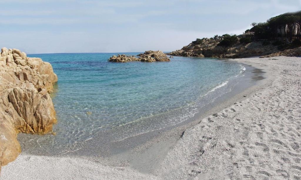Residence Sos Alinos Cala Liberotto Esterno foto
